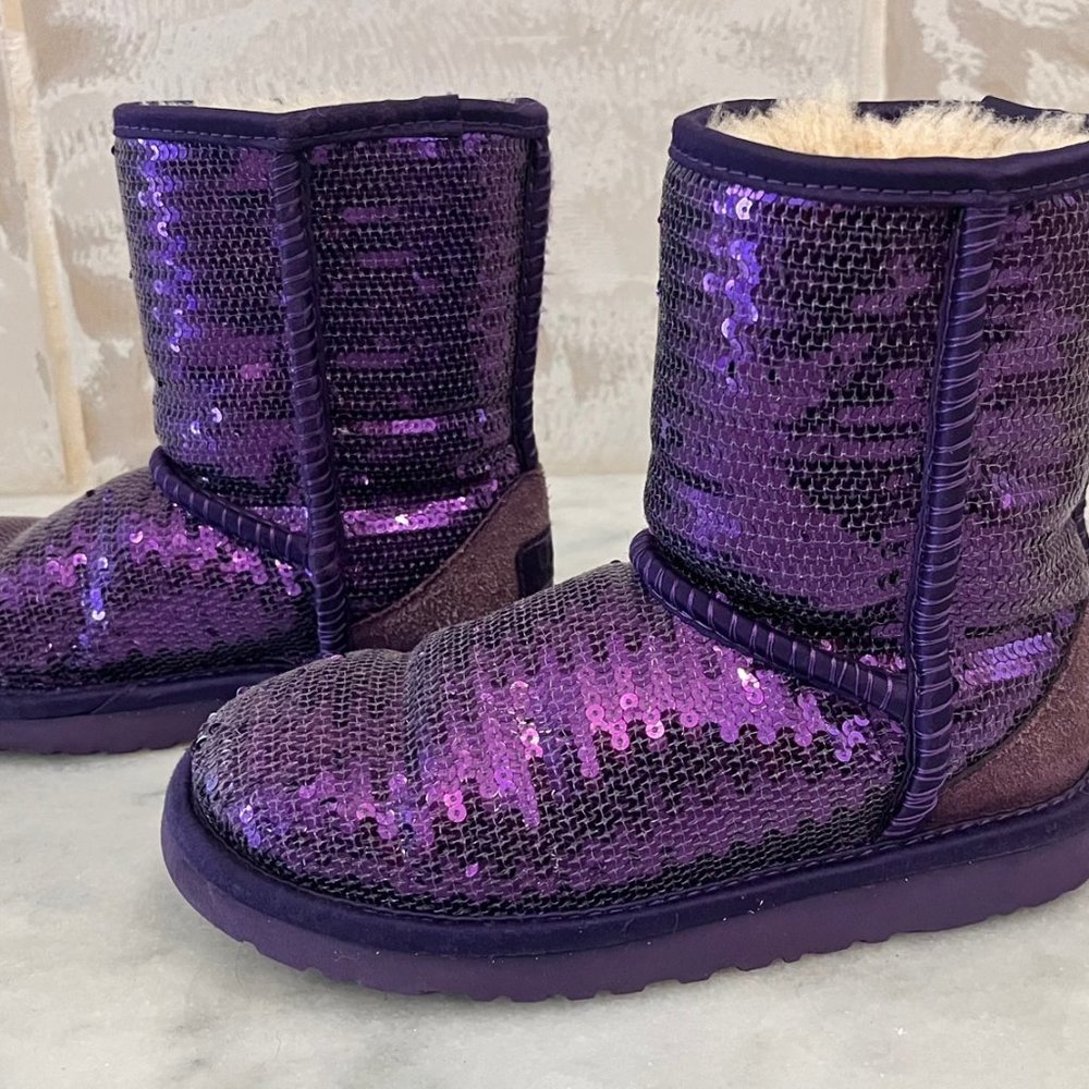 UGG Australia Girls Size 1 Classic Purple Sequins Sparkles Boots 1004885 UGGS